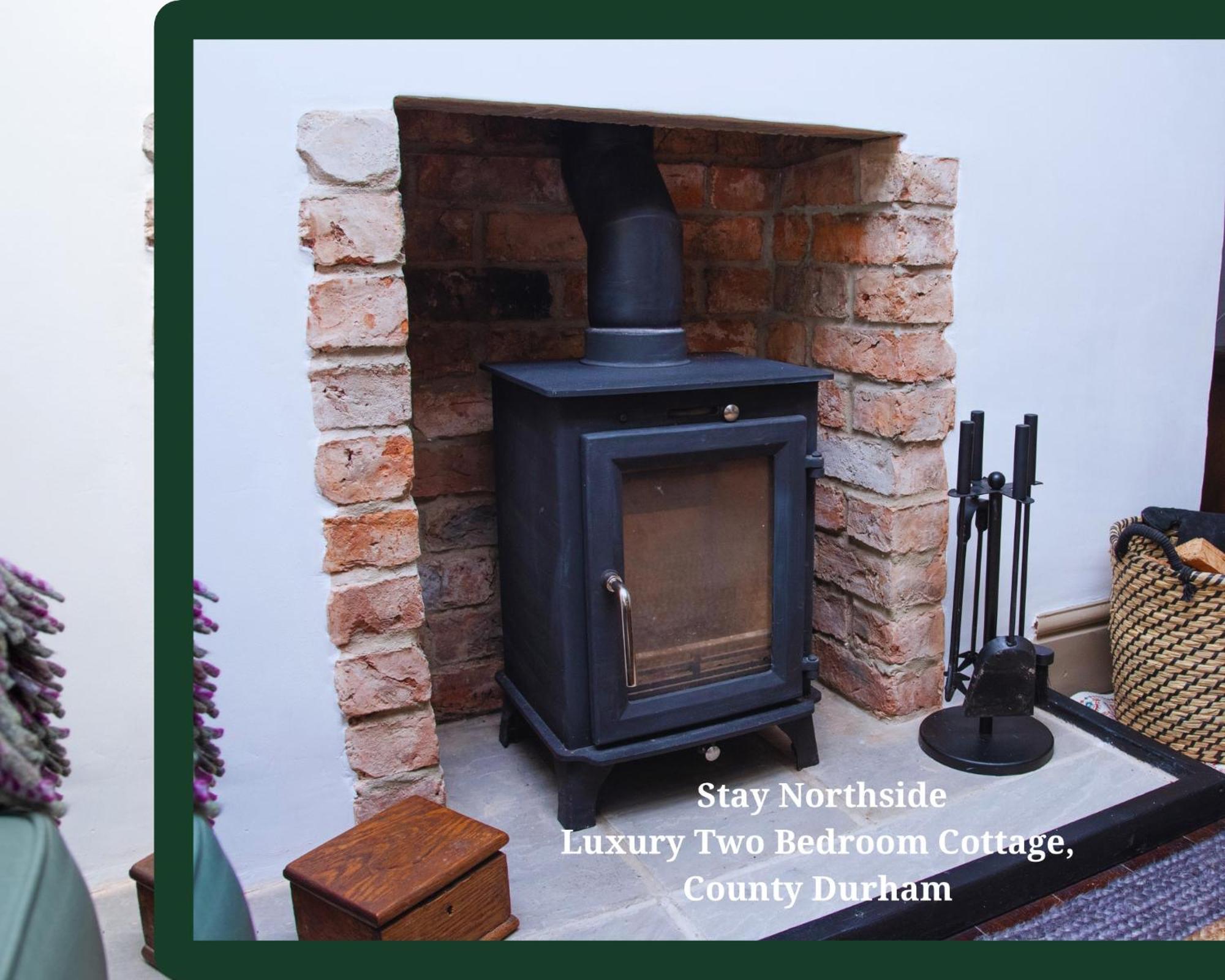 Work And Relax - Fast Wifi, Fireplace & Near Pub Newton Aycliffe Exterior photo